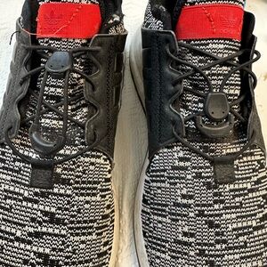 Stylish Black and White Men's Shoes